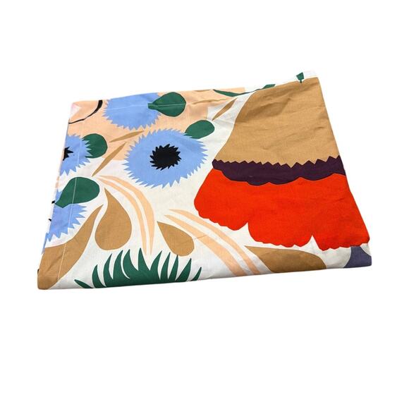 Marimekko Ojakellukka Standard Single Pillow Sham 21” x 27” - Picture 3 of 6